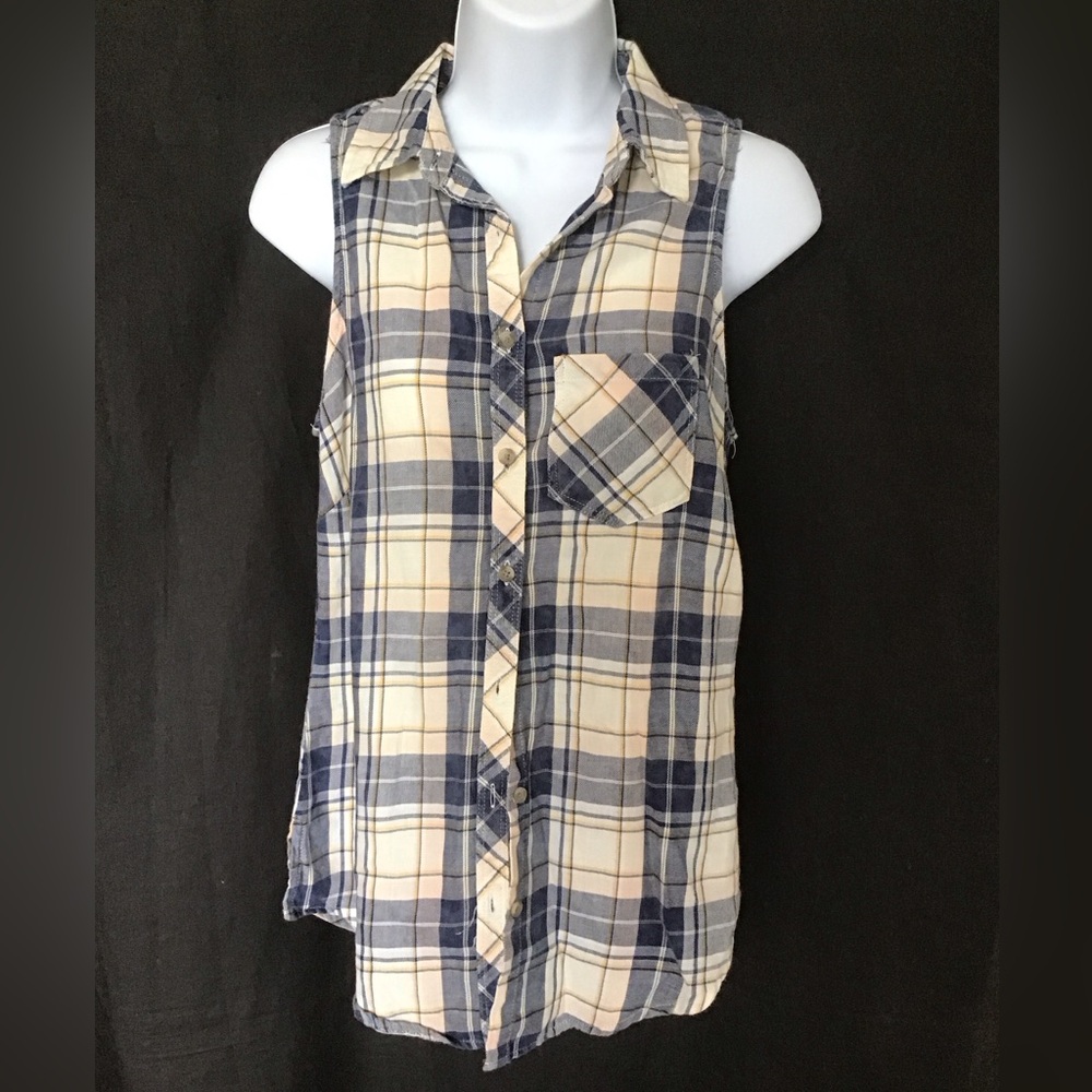 Maurices Blue Plaid Sleeveless Shirt